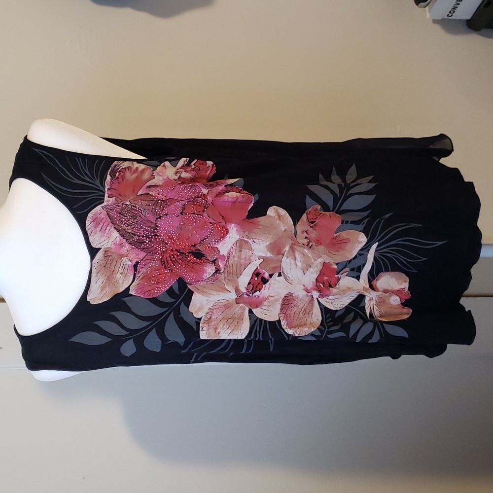 B.L.E.U Sleeveless Blouse